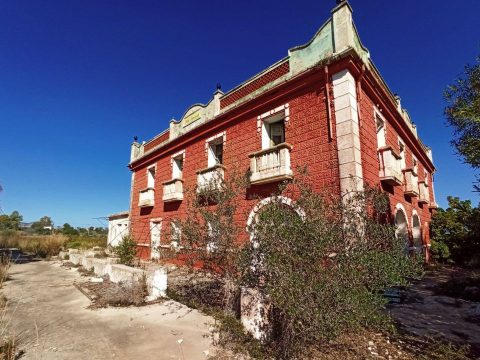 Denia Finca a rehabilitar Casa Señorial