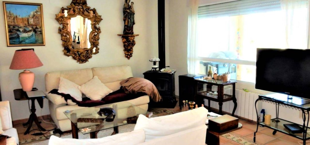 Finca-con-gran-parcela-en-La-Sella-12