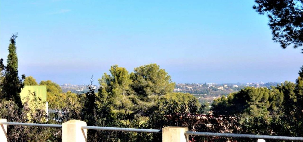 Finca-con-gran-parcela-en-La-Sella-4