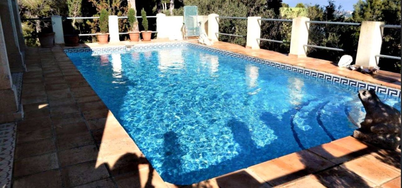 Finca met Groot Perceel in la Sella