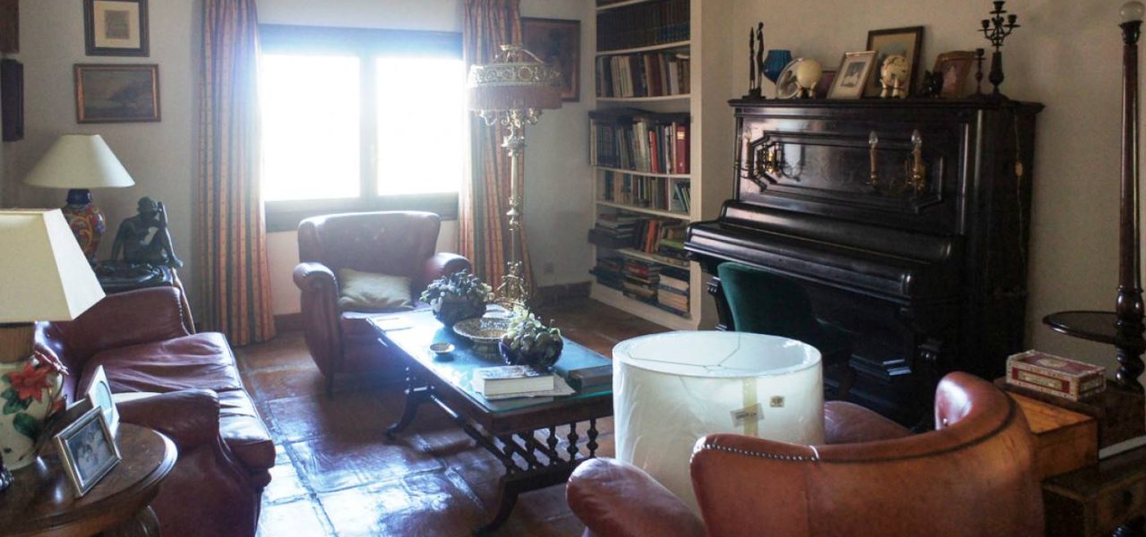 Gran-villa-de-estilo-tradicional-3