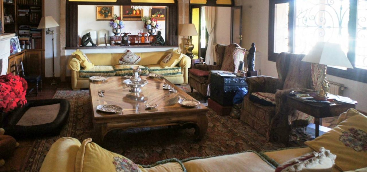 Gran-villa-de-estilo-tradicional-4