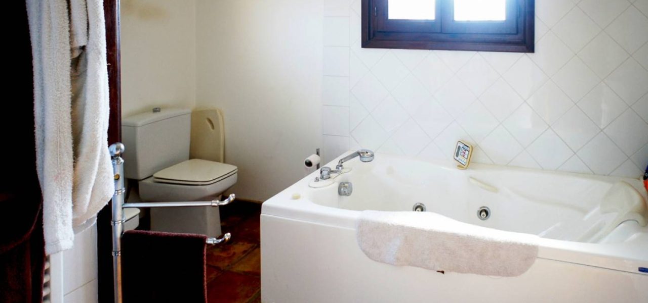 Gran-villa-de-estilo-tradicional-7