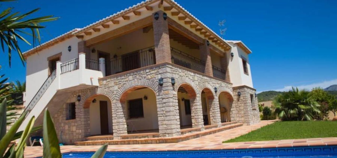 Rustic villa in Benitachell