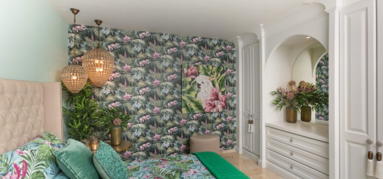 beautiful room villa fronrt line moraira