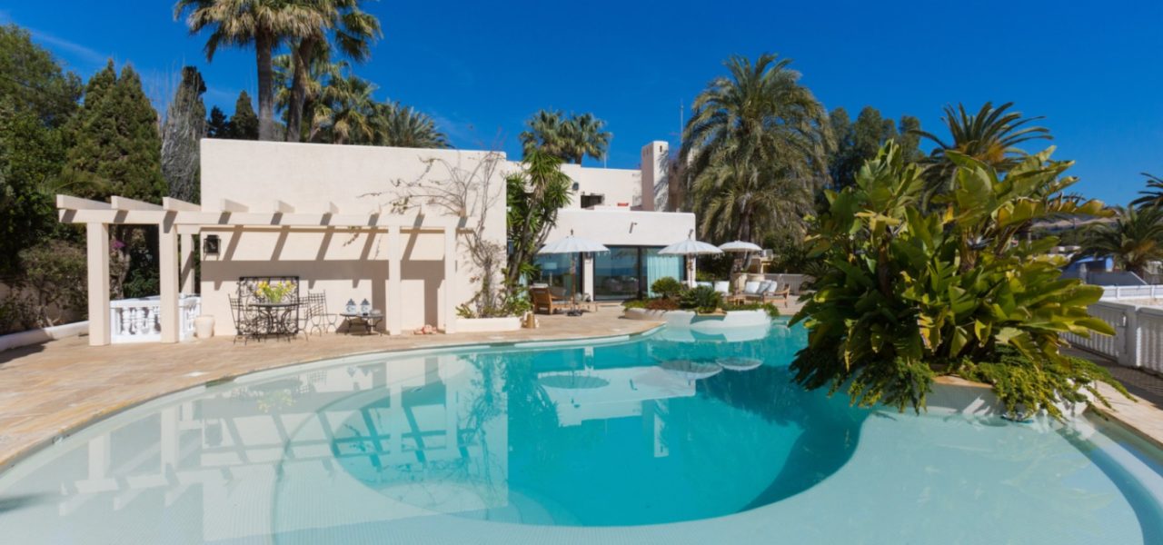 luxury villa in moraira